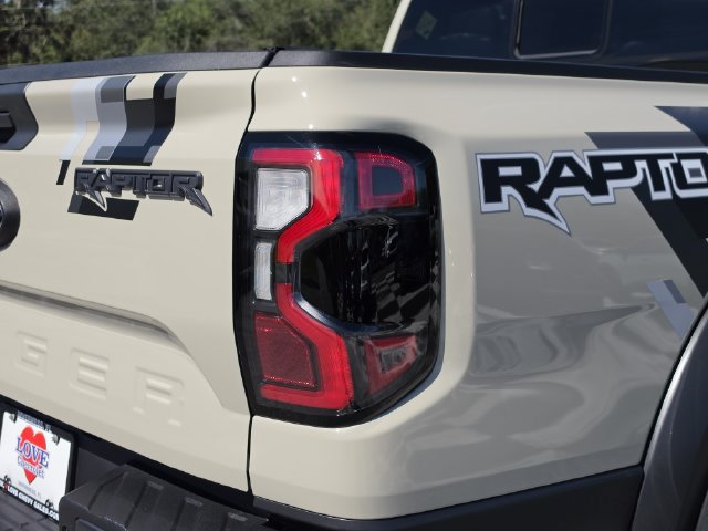 Used 2025 Ford Ranger Raptor AWD/4WD image 11