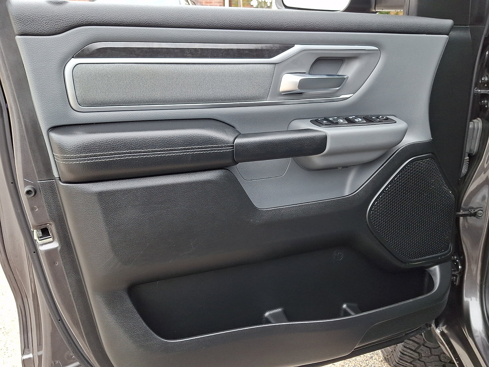 Used 2021 RAM 1500 Big Horn AWD/4WD image 13