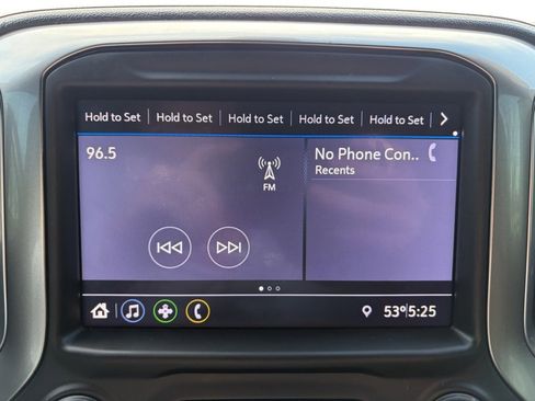 Used 2020 Chevrolet Silverado 2500 LT w/ Texas Edition image 14