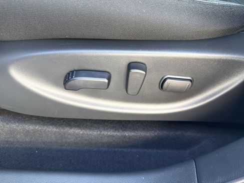 Certified 2024 Nissan Leaf SV Plus FWD image 20