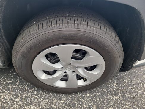 Certified 2025 Toyota RAV4 LE FWD image 9