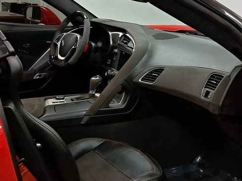 Used 2019 Chevrolet Corvette Grand Sport RWD image 36