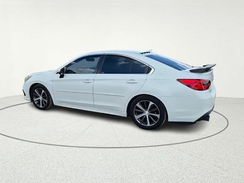 Used 2018 Subaru Legacy 3.6R Limited AWD/4WD image 4