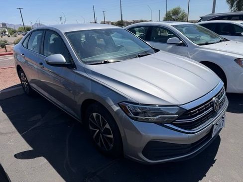 Used 2024 Volkswagen Jetta S FWD image 4