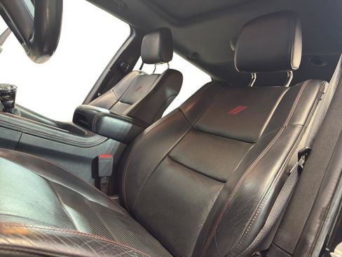 Used 2021 Dodge Durango R/T w/ Blacktop Package AWD/4WD image 16