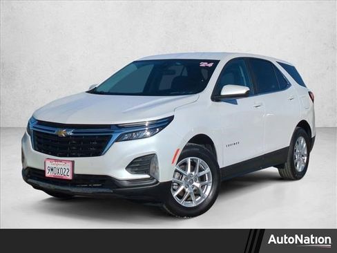 Used 2024 Chevrolet Equinox LT image 1