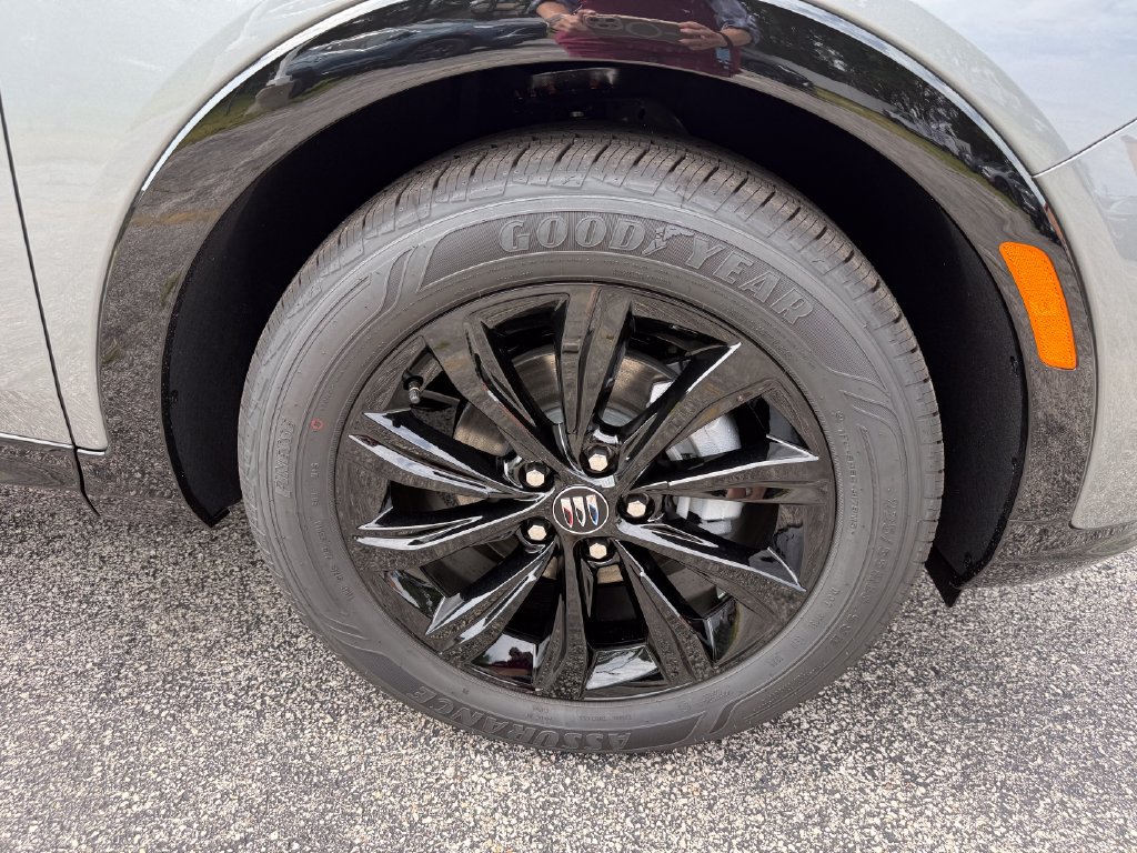 New 2026 Buick Envista Sport Touring FWD image 12