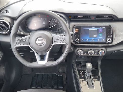 Used 2024 Nissan Kicks SV FWD image 21