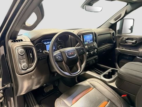 Used 2023 GMC Sierra 3500 AT4 w/ AT4 Premium Plus Package AWD/4WD image 9