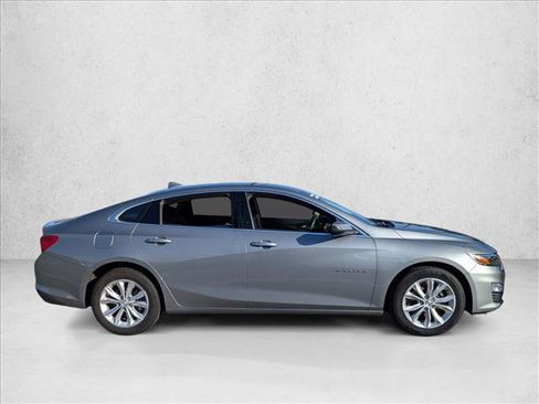 Used 2024 Chevrolet Malibu LT image 4