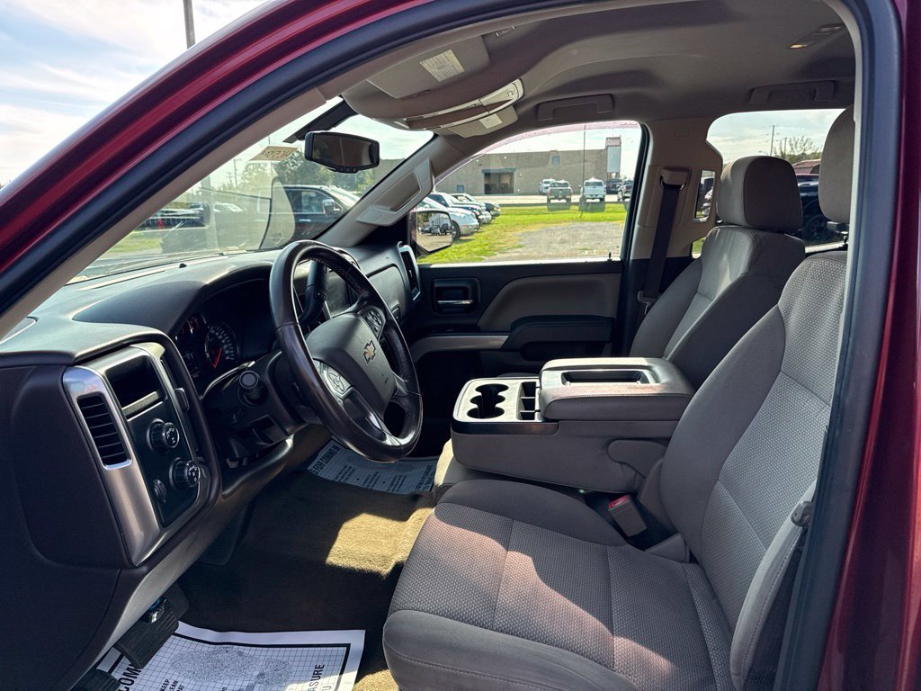 Used 2017 Chevrolet Silverado 1500 LT w/ All Star Edition AWD/4WD image 12