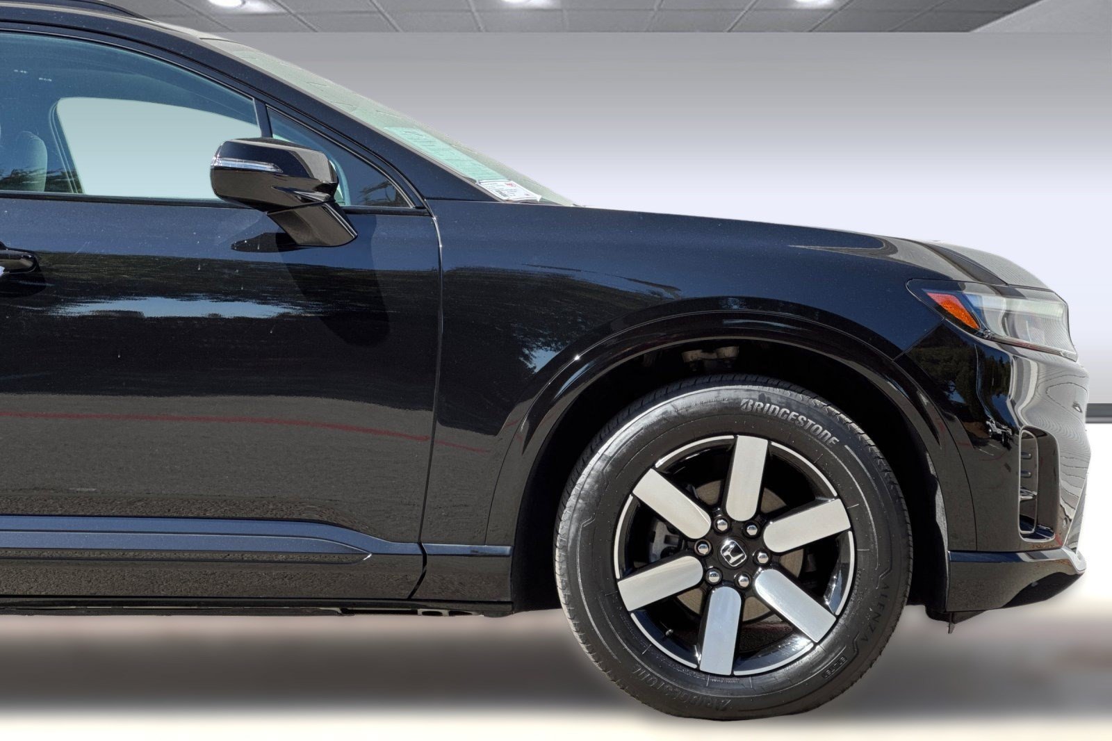 Certified 2024 Honda Prologue Touring image 35