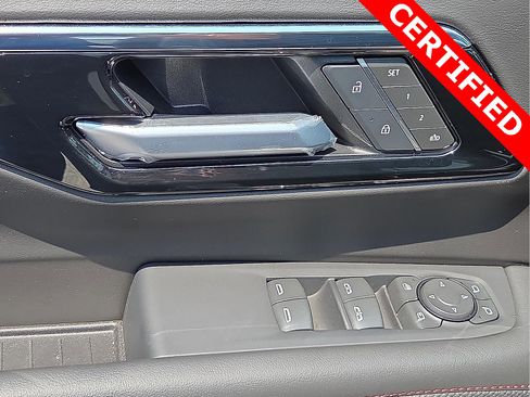 Used 2025 Chevrolet Suburban RST w/ RST Capability Package image 14