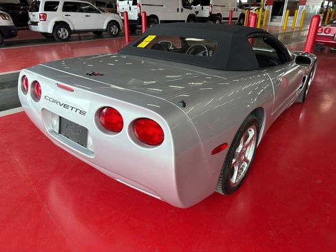 Used 2002 Chevrolet Corvette Convertible w/ Preferred Equipment Group2 image 4