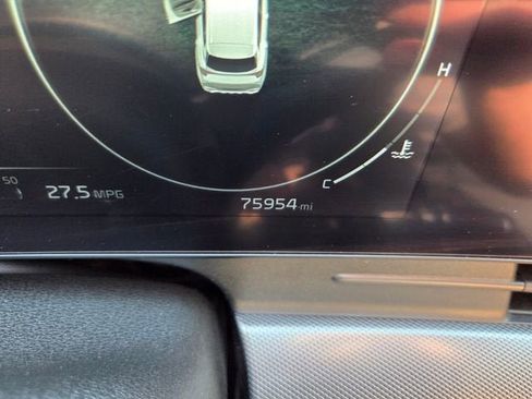 Used 2023 Kia Sportage SX FWD image 32
