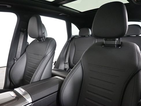 New 2026 Mercedes-Benz GLC 300 image 5
