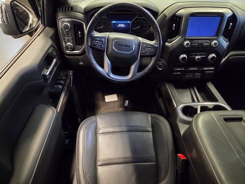 Used 2019 GMC Sierra 1500 Denali w/ Driver Alert Package II AWD/4WD image 5