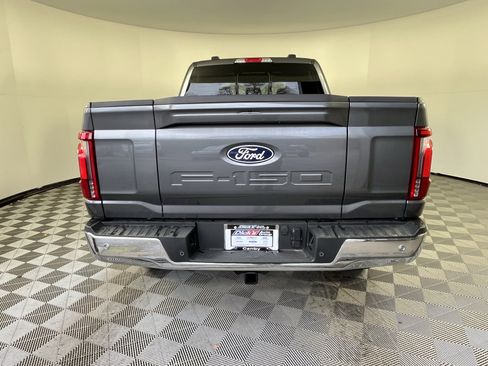 New 2025 Ford F150 Lariat w/ Equipment Group 502A High image 4