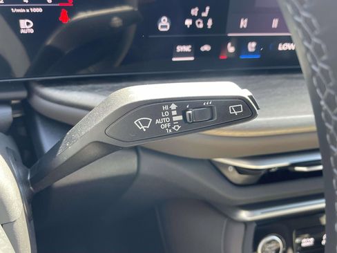 Certified 2025 Audi Q5 Prestige image 24