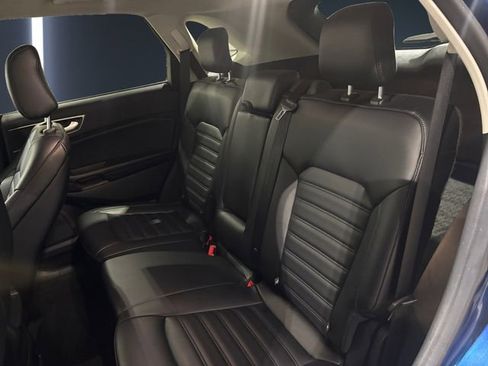 Used 2024 Ford Edge SEL w/ Convenience Package image 13