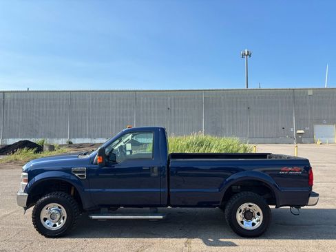 Used 2008 Ford F250 4x4 Regular Cab Super Duty image 6