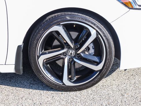 Used 2022 Honda Accord Sport image 12