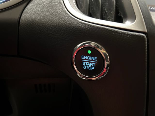 Used 2016 Ford Edge SEL w/ Equipment Group 201A FWD image 16