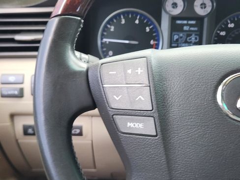 Used 2009 Lexus LX 570 4WD image 37
