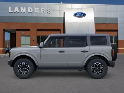 New 2026 Ford Bronco Outer Banks AWD/4WD image 3