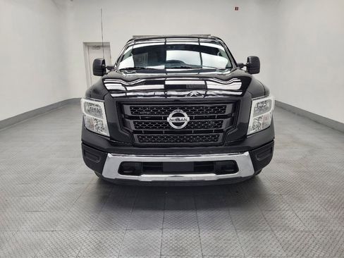 Used 2021 Nissan Titan SV w/ SV Convenience Package image 14