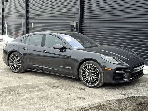 New 2026 Porsche Panamera Turbo image 9