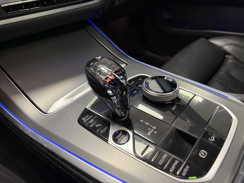 Used 2019 BMW X5 xDrive40i w/ M Sport Package AWD/4WD image 20