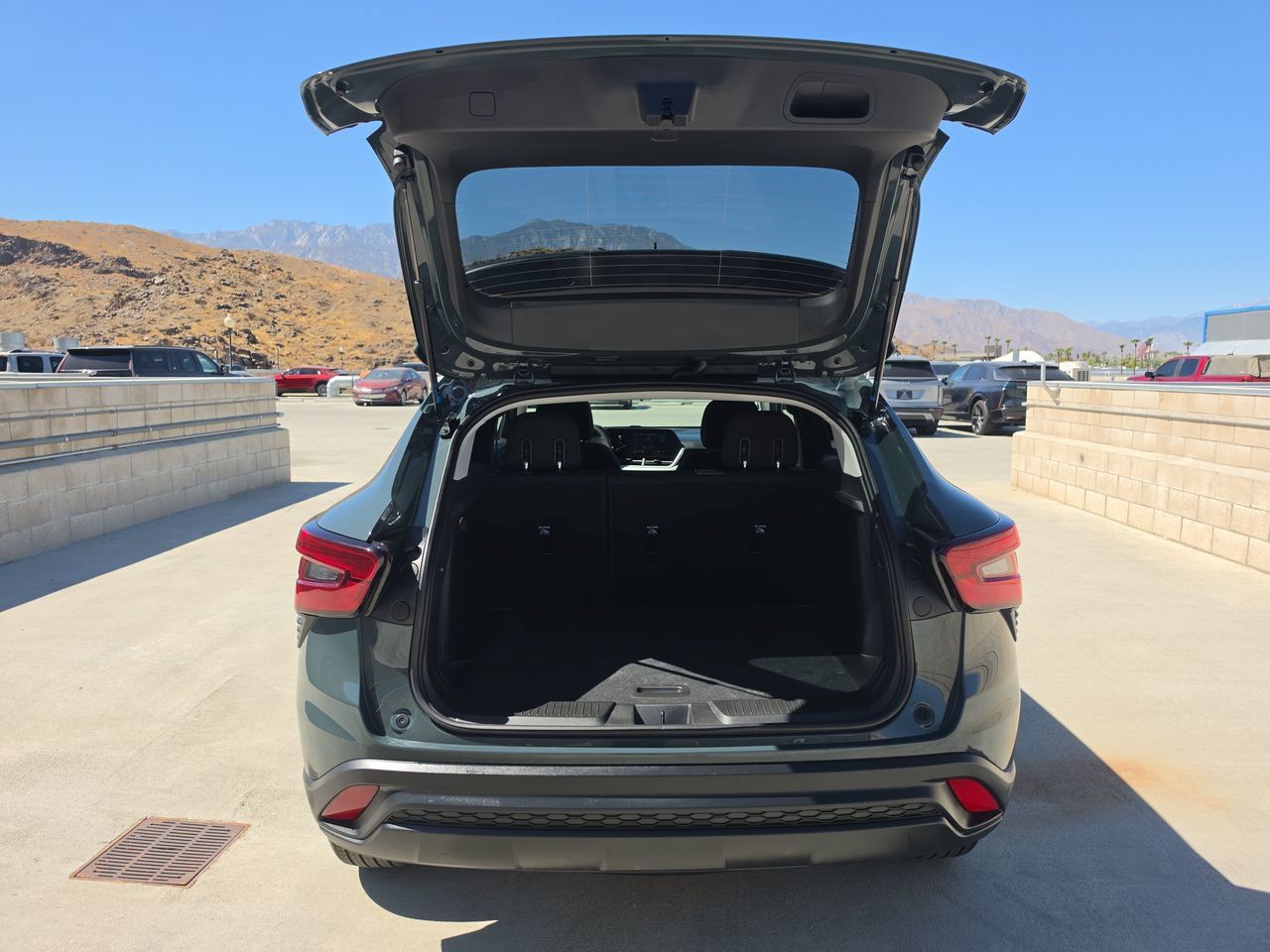 Used 2026 Chevrolet Trax LS FWD image 24
