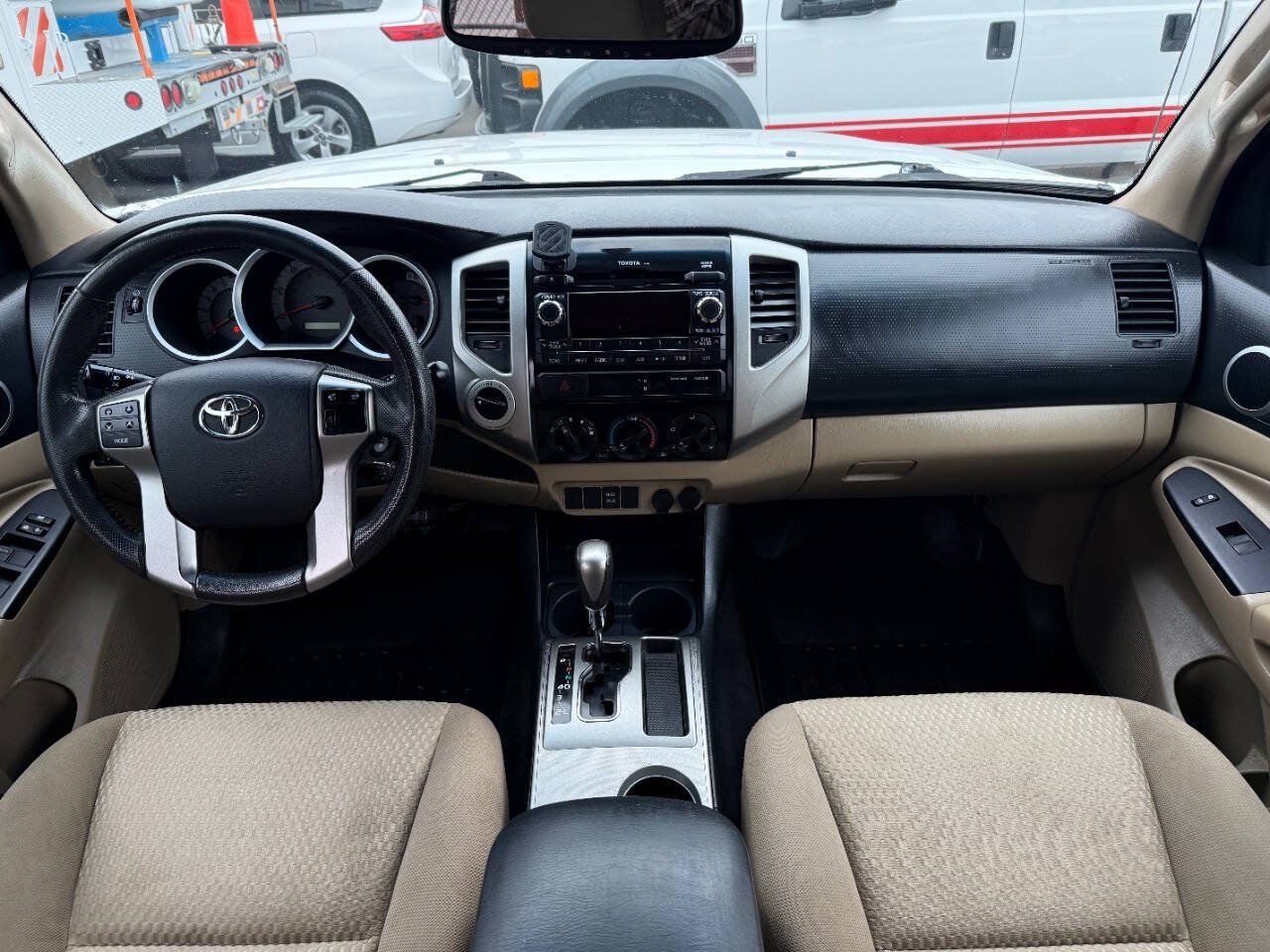 Used 2012 Toyota Tacoma 4x4 Double Cab w/ SR5 Pkg image 14