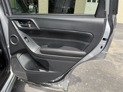 Used 2017 Subaru Forester 2.0XT Touring AWD/4WD image 41