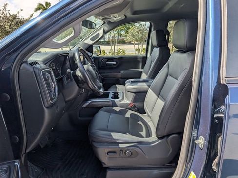 Used 2021 Chevrolet Silverado 1500 RST w/ Convenience Package II image 5