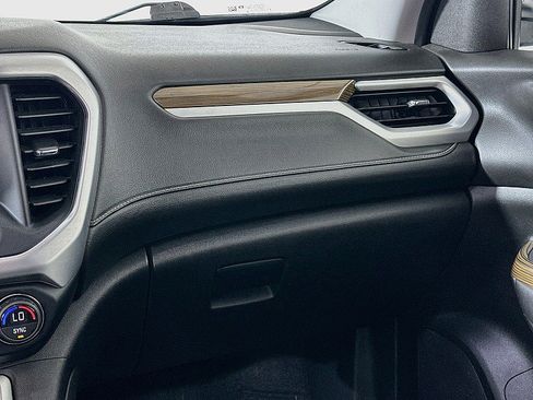Used 2021 GMC Acadia SLE w/ Driver Convenience Package FWD image 24