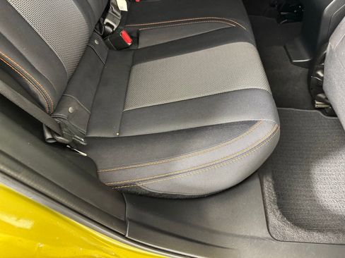 Used 2021 Subaru Crosstrek 2.0i Premium w/ Moonroof Package image 30