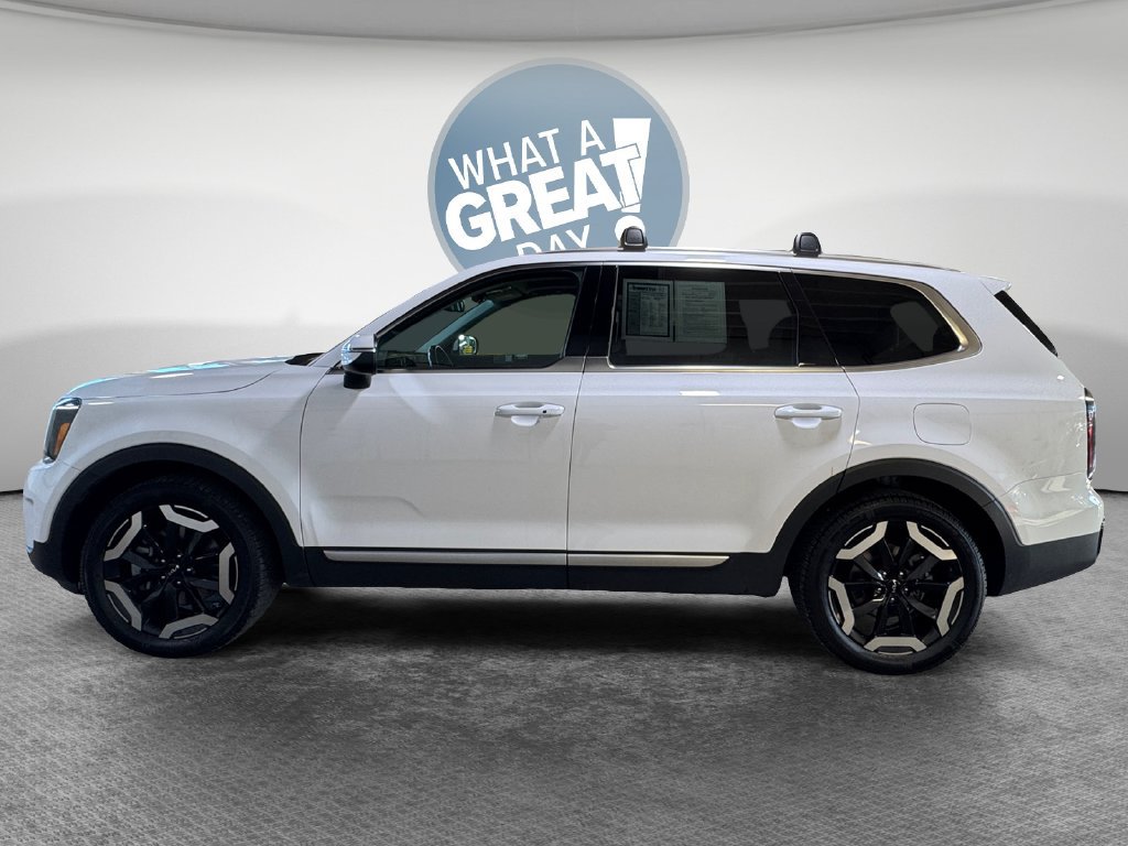 Certified 2024 Kia Telluride EX w/ EX Captain's Chair Package AWD/4WD image 7