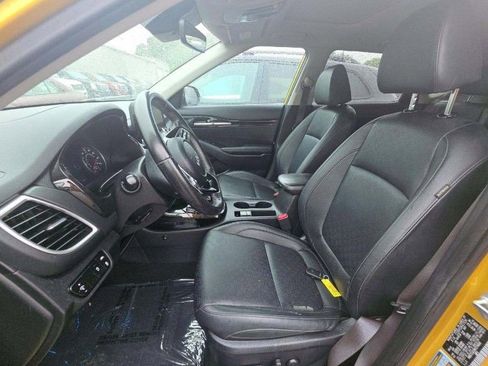 Used 2022 Kia Seltos SX w/ Sunroof Package AWD/4WD image 4