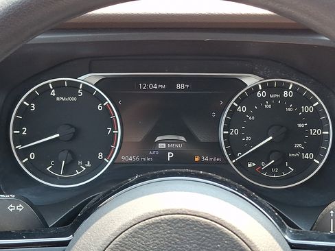 Used 2022 Nissan Rogue SV AWD/4WD image 19