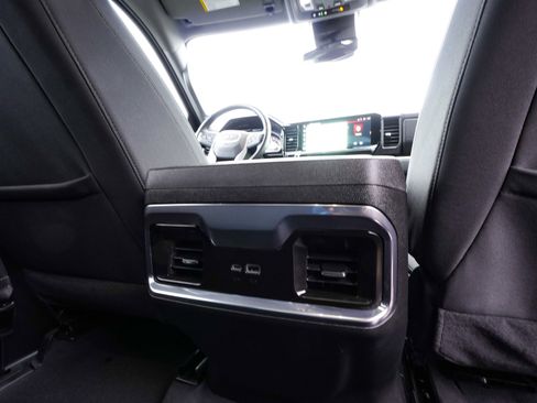 Used 2025 GMC Sierra 1500 Elevation image 39