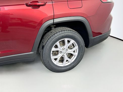 Used 2021 Jeep Grand Cherokee L Limited AWD/4WD image 30
