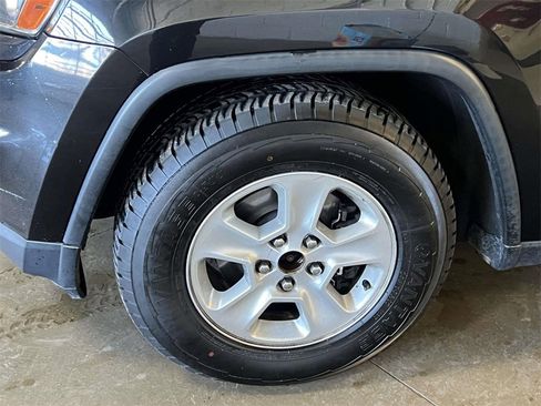 Used 2014 Jeep Grand Cherokee Laredo w/ Quick Order Package 23E image 23