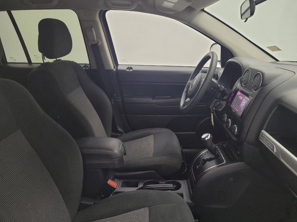 Used 2015 Jeep Compass Sport w/ Power Value Group FWD image 21
