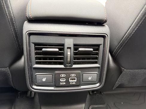 Used 2025 Subaru Forester Touring w/ Popular Package - Touring image 27