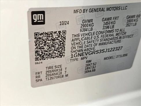 Used 2025 Chevrolet Traverse LT image 24