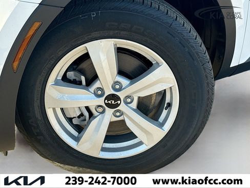 New 2026 Kia Sorento LX image 41