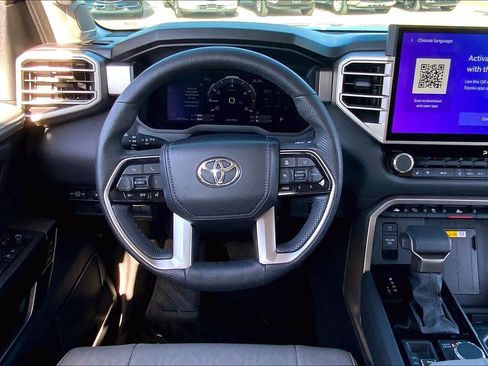Used 2024 Toyota Tundra Limited image 5