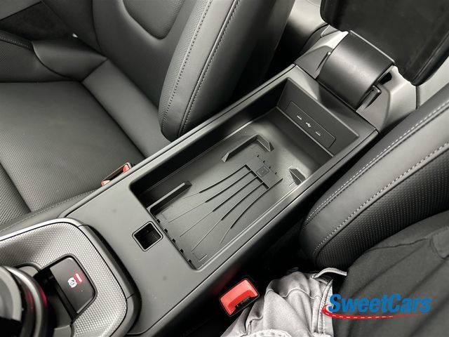 Used 2026 Porsche 911 Carrera RWD image 33